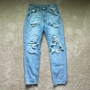 American Eagle Mom Jean